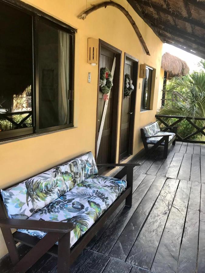 Hotel Luna De Plata Mahahual Exteriör bild