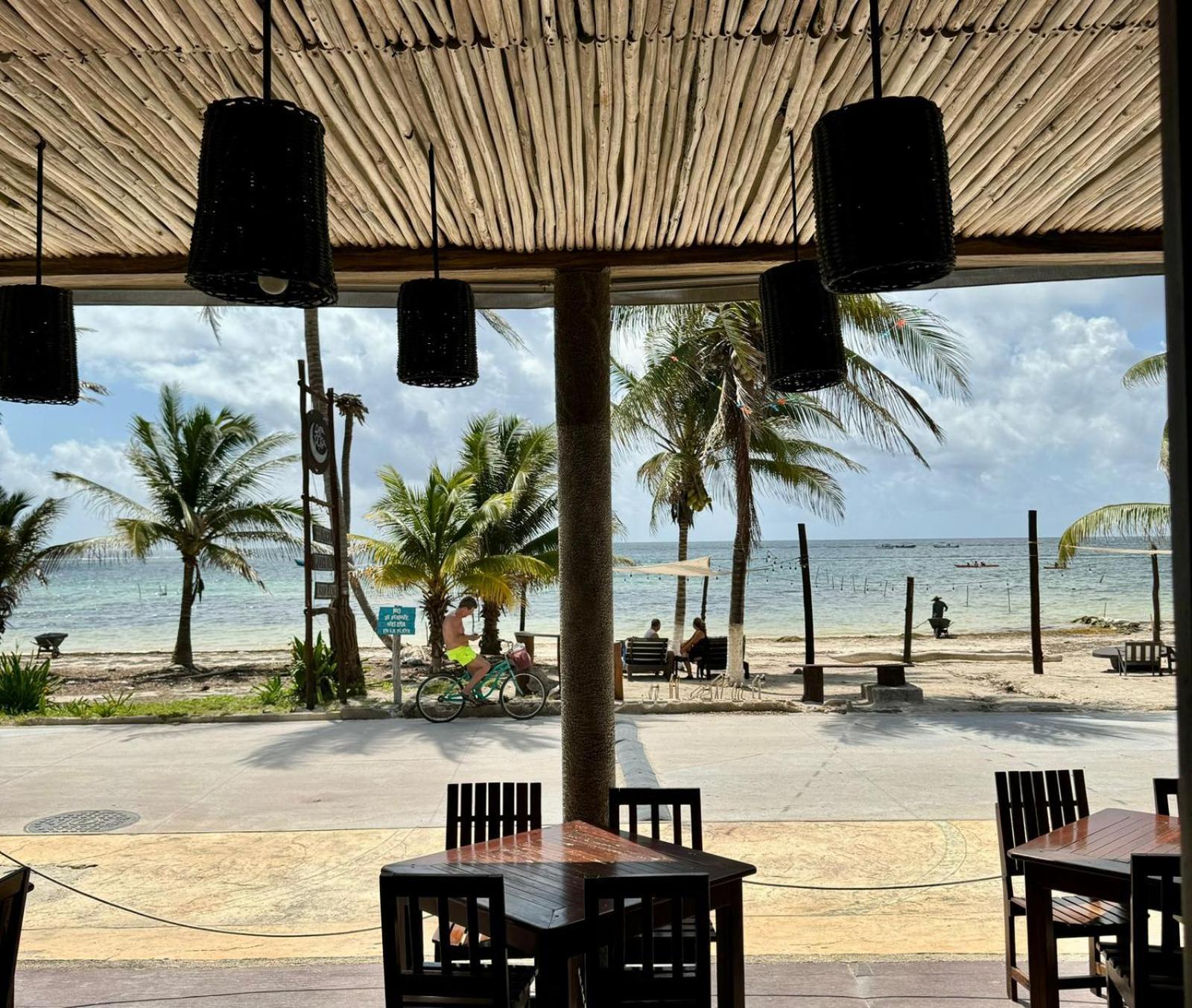 Hotel Luna De Plata Mahahual Exteriör bild