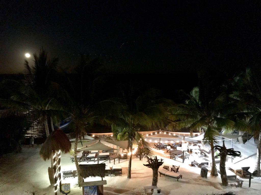 Hotel Luna De Plata Mahahual Exteriör bild