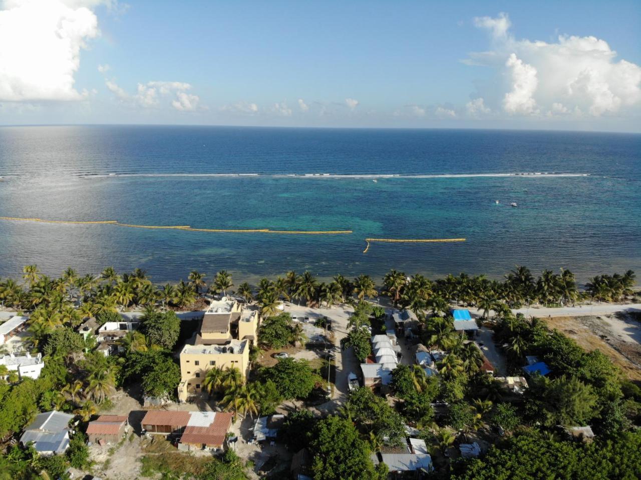 Hotel Luna De Plata Mahahual Exteriör bild